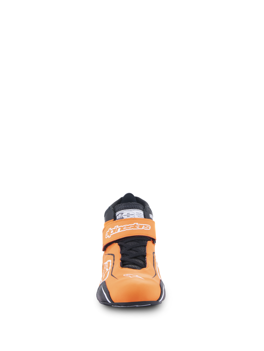 Scarpe Alpinestars Tech-1 T V3 FIA, scarpe da auto racing, arancione fluo, nero e bianco, vista frontale con cinturino a strappo con marchio Alpinestars, lacci neri ed etichetta di certificazione SFI sulla linguetta