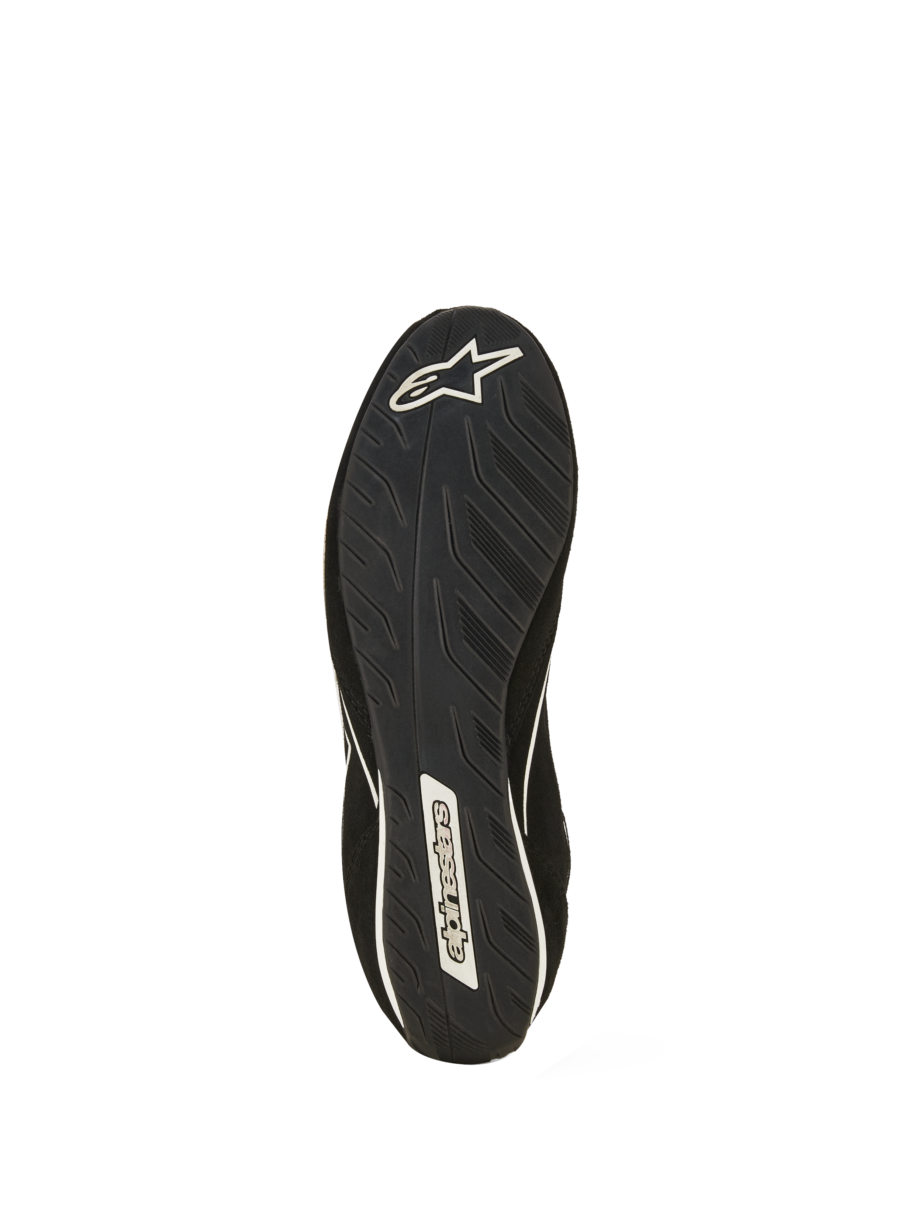 Scarpe Alpinestars SP V3 FIA, vista della suola della scarpa da corsa nera, caratterizzata da un'esclusiva mescola di gomma con grip a trama lineare per la sensibilità sui pedali, logo a stella Alpinestars bianco sul tallone e scritta sull'arco plantare