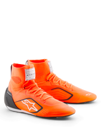 Alpinestars Supertech K Shoes - FIA, scarpe da karting, arancione fluo, nero e bianco, con tomaia in maglia high-top, contrafforte del tallone in TPU nero, logo Alpinestars bianco ed etichetta di certificazione FIA sulla linguetta