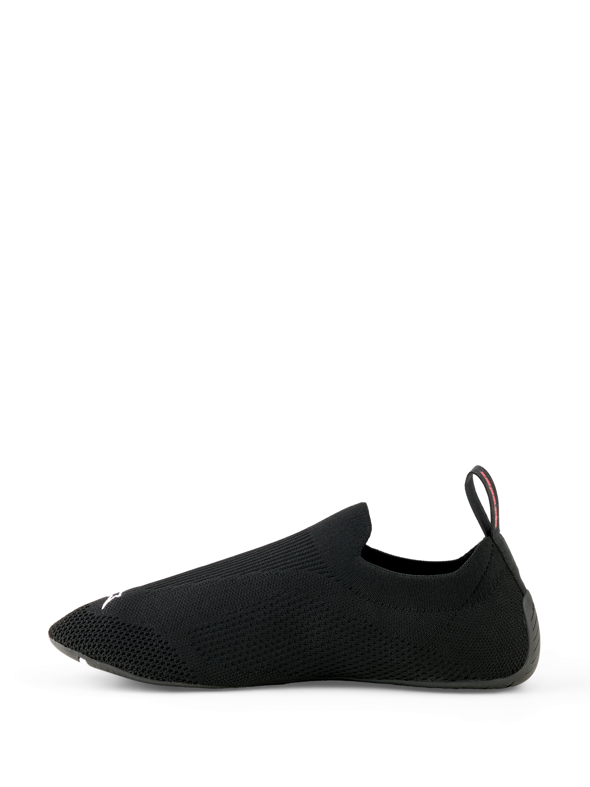 Scarpe Alpinestars Tech Gaming, calzature per sim-racing, nero, tomaia in maglia elasticizzata senza cuciture, suola in gomma ultra-sottile, passante posteriore con dettaglio rosso, design leggero a calzino per prestazioni nel sim-racing