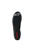 Scarpe Alpinestars Tech Gaming, vista della suola, suola in gomma ultra-sottile nera con motivo testurizzato, logo a stella bianco e marchio Alpinestars rosso, calzatura per SIM-racing