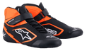 Scarpe da karting Alpinestars Tech-1 K V2, nero e arancione fluo bianco, calzature racing alte con doppia chiusura con cinturino alla caviglia e lacci, materiale sintetico traforato per la traspirabilità, design aerodinamico con logo Alpinestars bianco