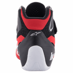 Scarpe Alpinestars Tech-1 K V2, scarpe da karting, rosso, nero e bianco, vista posteriore che mostra il colletto d'Achille a taglio basso, tallone bianco con logo "1K" e logo a stella Alpinestars sulla tomaia nera