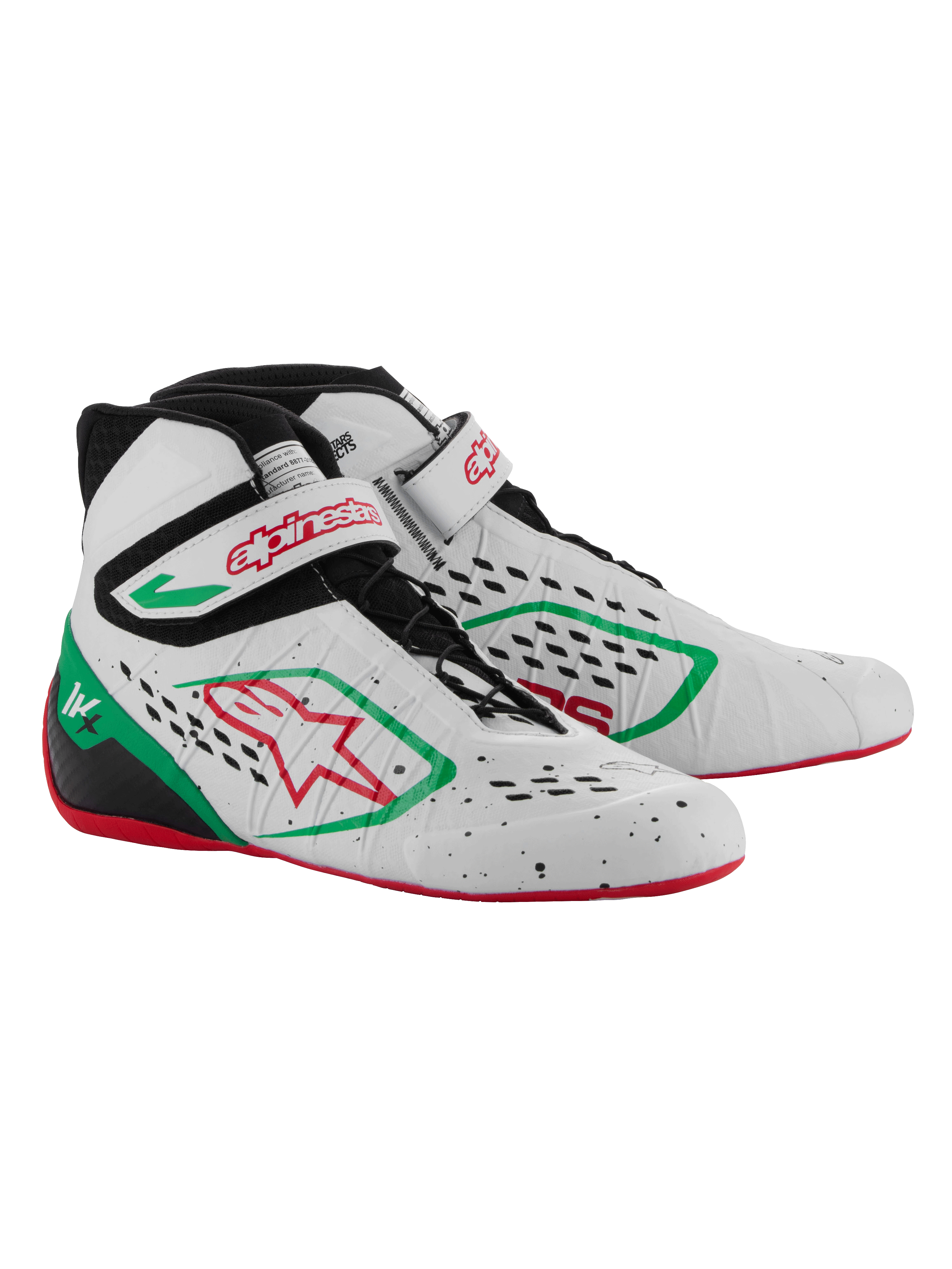 Scarpe da kart Alpinestars Tech-1 KX V3, bianco, verde e rosso, dotate di tomaia termosaldata senza cuciture con perforazioni tagliate al laser, allacciatura asimmetrica, cinturino in velcro con marchio rosso e sottile suola in gomma rossa