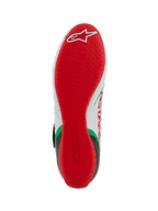 Scarpe da kart Alpinestars Tech-1 KX V3, vista della suola, suola esterna in gomma sottile rosso brillante con motivo grip strutturato, logo Alpinestars bianco sul tallone, colorazione bianco, verde e rosso