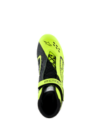 Scarpe Alpinestars Tech-1 KX V3, scarpe da karting, nero e giallo fluo, vista dall'alto che mostra il sistema di allacciatura asimmetrico e la cinghia regolabile, con perforazioni tagliate al laser per la traspirabilità, progettate per le gare di kart