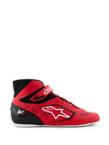 Scarpe da karting Alpinestars Tech-1 KX V3, rosso e nero, vista laterale con grande logo Alpinestars bianco, sistema di allacciatura asimmetrico, cinturino in velcro sulla caviglia e design leggero senza cuciture per prestazioni motorsport