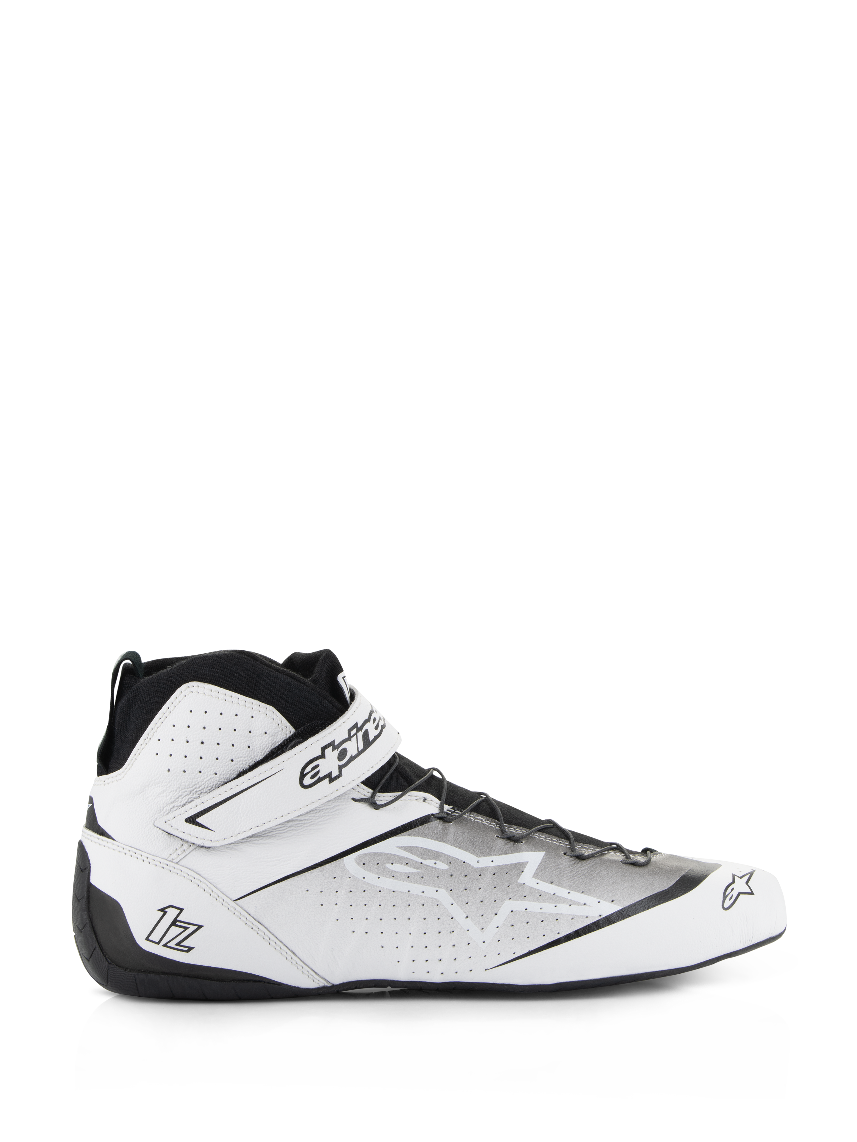 Alpinestars Tech-1 Z V3 Shoes FIA, scarpe da corsa, bianche e nere, design alto con tomaia in pelle traforata, chiusura con cinturino con marchio Alpinestars, suola in gomma sottile per sensibilità sui pedali, profilo motorsport elegante