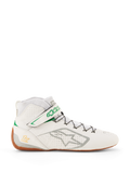 Alpinestars Tech-1 Z V3 Shoes FIA, scarpe da karting e automobilismo, bianco con dettagli verdi e para, vista laterale con logo Alpinestars argento, tomaia in pelle traforata, silhouette alta con sistema di allacciatura rapida, design professionale da motorsport