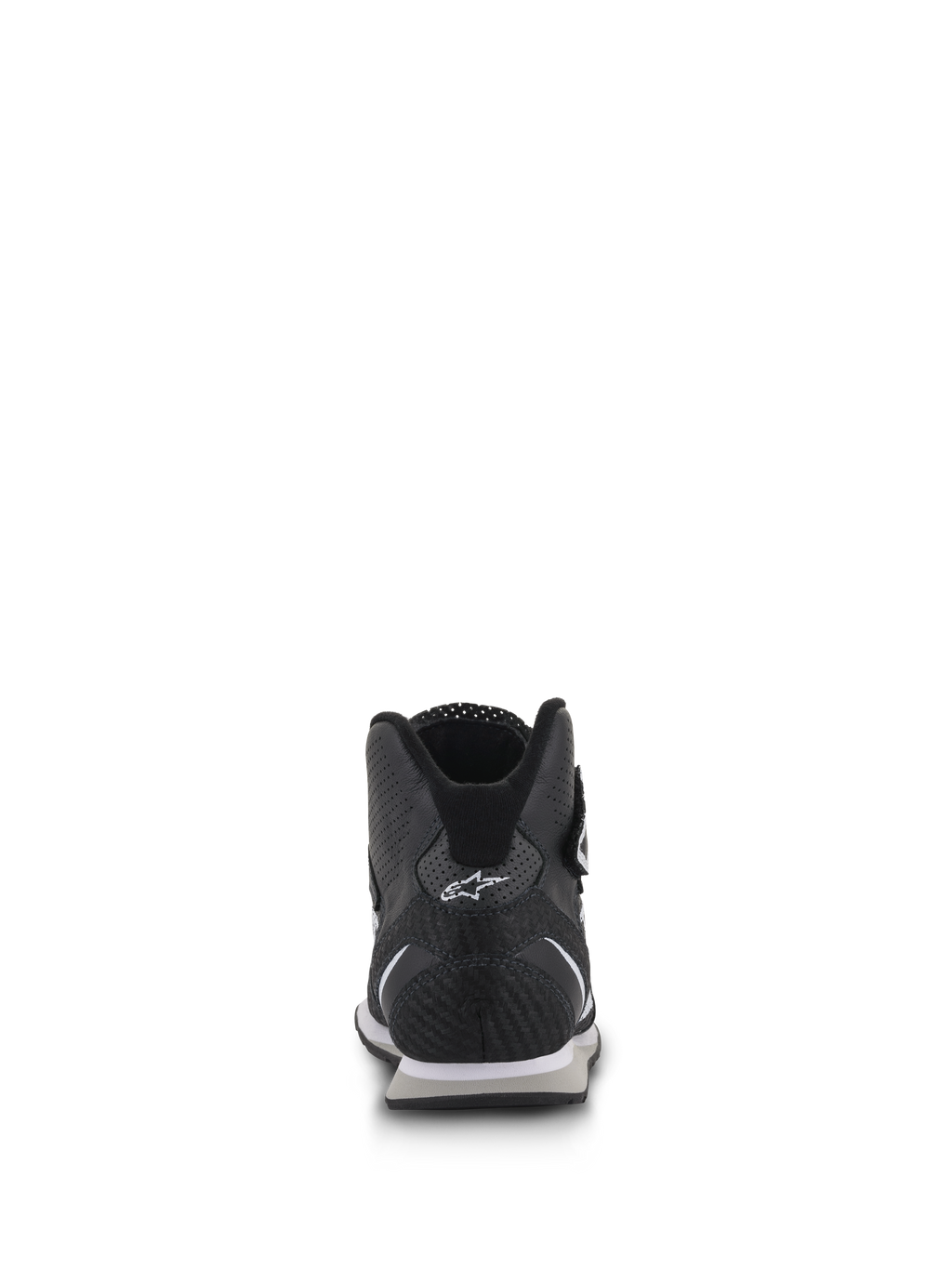 Scarpe Alpinestars Radar, calzature per personale dei box auto racing, nero e bianco, vista posteriore che mette in risalto il tallone rinforzato in pelle carbonio con logo Astars bianco, pannelli in pelle traforata e colletto ergonomico a taglio basso