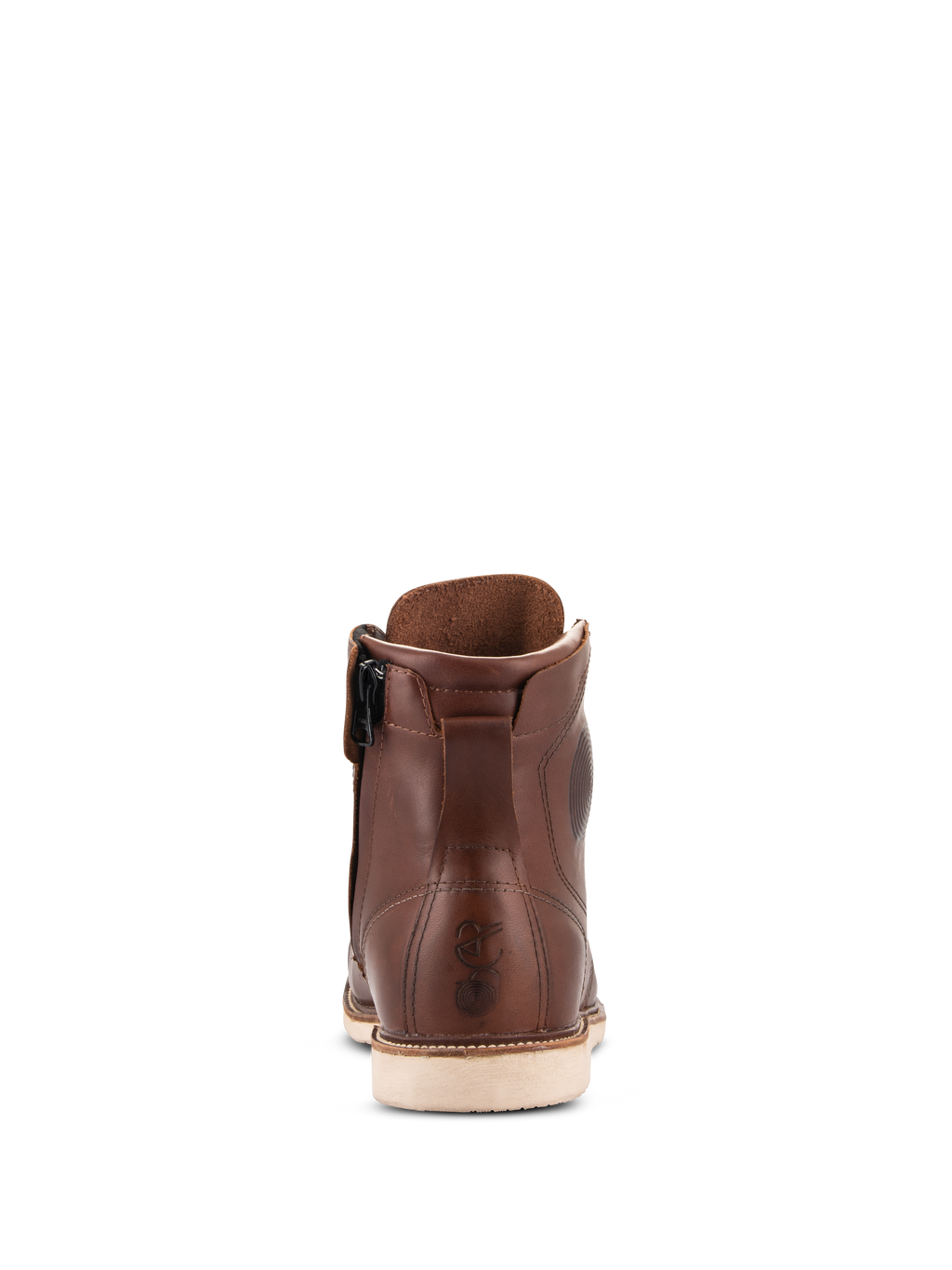 Scarpe Alpinestars Oscar Monty V2, scarpa da moto in pelle marrone, vista posteriore con suola a zeppa bianca e zip laterale interna, logo Oscar impresso sul tallone, design urbano stile heritage