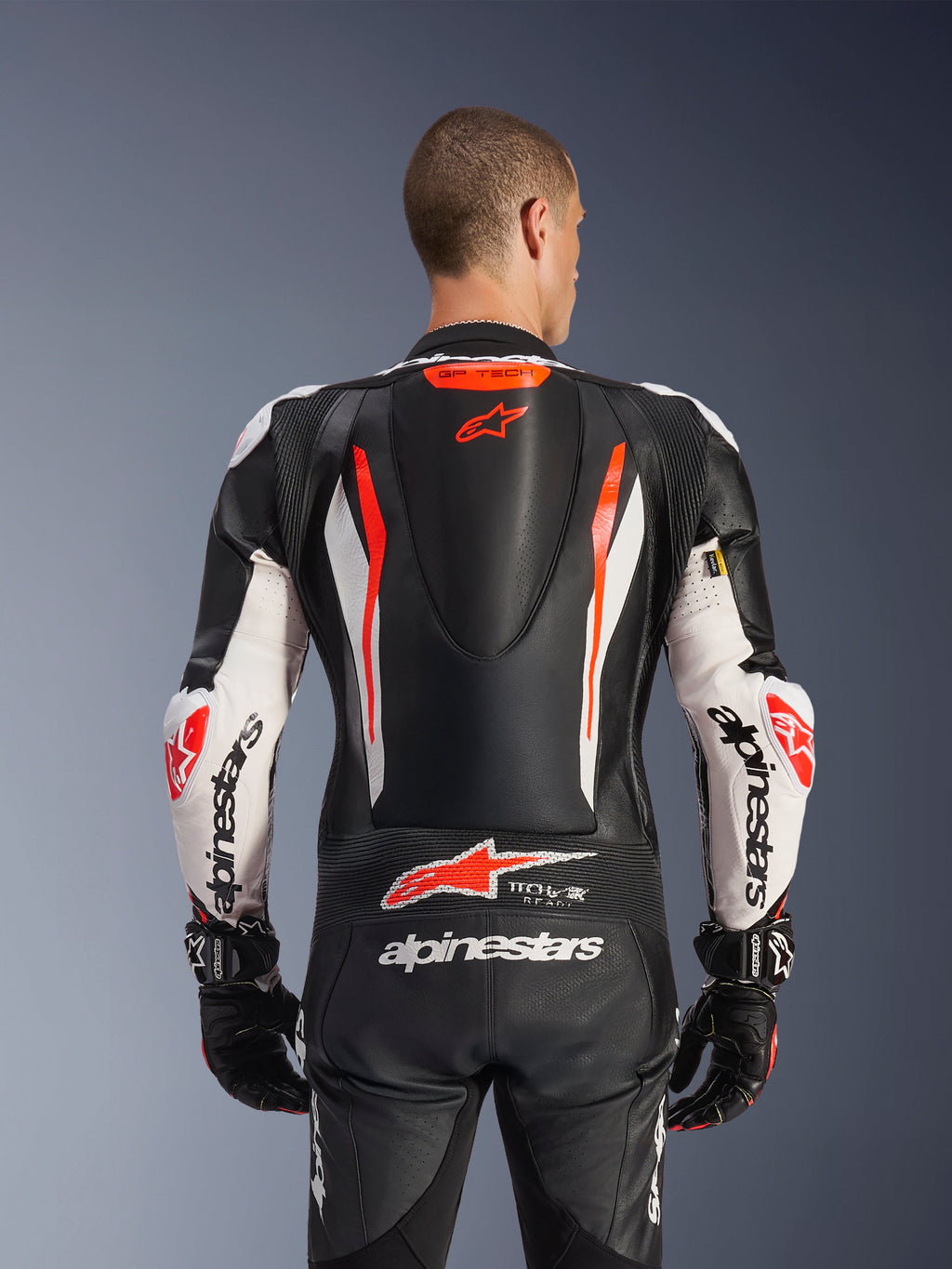 Tuta In Pelle GP Tech V5 1 Pezzo