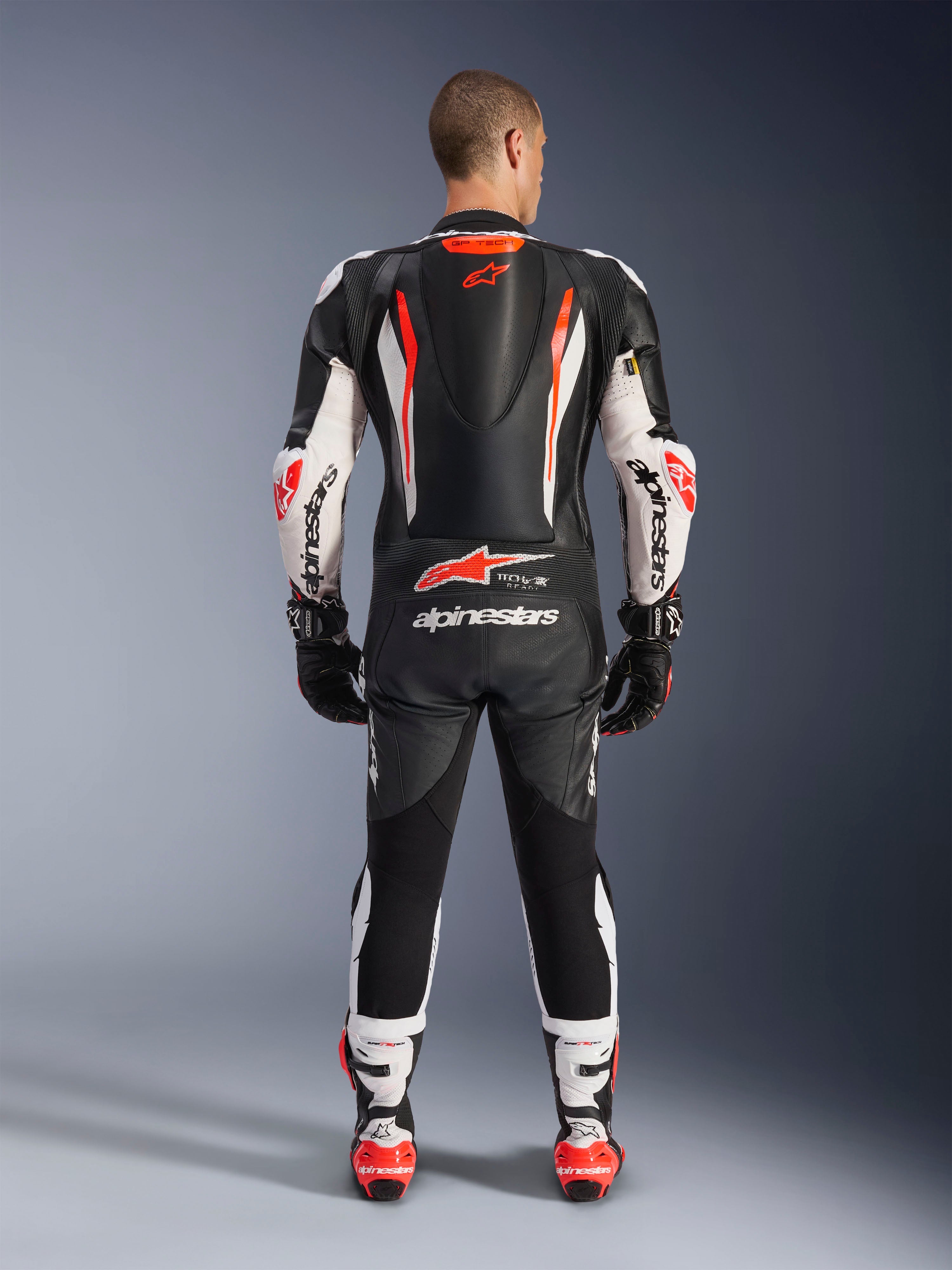 Tuta In Pelle GP Tech V5 1 Pezzo