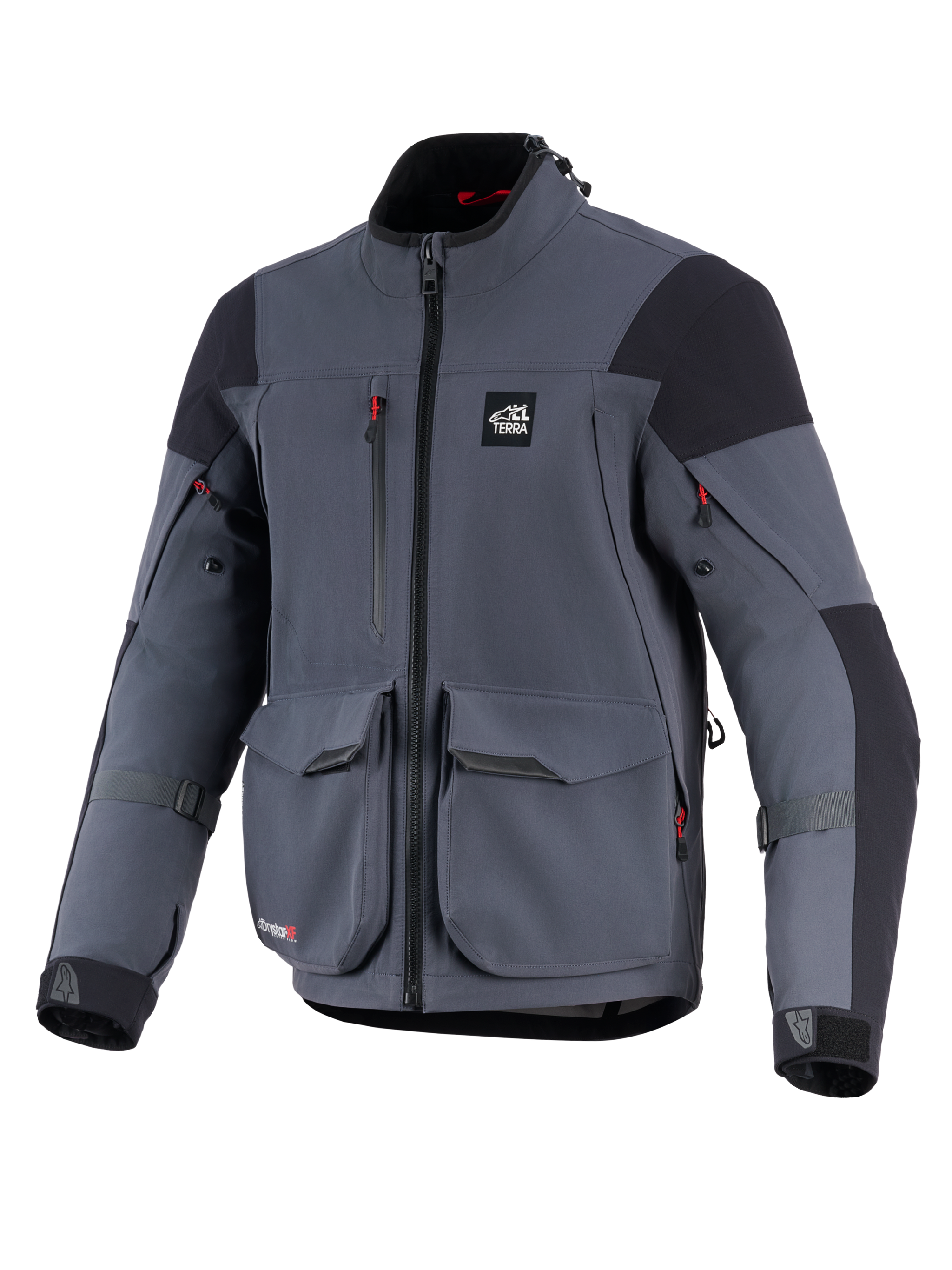 Alpinestars Maxdura Drystar®XF Laminated Armored Shell, giacca da moto, grigio scuro e nero, vista frontale con grandi tasche cargo, dettagli delle cerniere rossi, logo 'ALL TERRA' sul petto e cinghie di regolazione sulle maniche, abbigliamento tecnico da adventure touring