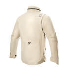 Giacca Alpinestars MO.ST.EQ Field Waterproof Primaloft, giacca da moto, Sand Military, vista posteriore con colletto alto e cappuccio a scomparsa, regolatori di volume sulle maniche e struttura leggera in ripstop in uno stile field jacket contemporaneo