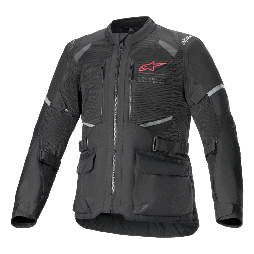 Giacca Alpinestars Andes Air Drystar, giacca da moto Adventure Touring nera, vista frontale, con ampi pannelli di ventilazione in rete, logo Alpinestars rosso sul petto, inserti riflettenti e tasche cargo frontali.