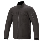 Alpinestars Solano Waterproof Jacket, giacca da moto urban, nero, collo alto dritto con cerniera impermeabile centrale, due tasche sul petto con bottoni, tasca con zip sulla manica, struttura in tessuto casual con finitura liscia