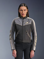 Giacca Alpinestars Stella T-Dyno WR, giacca da moto in tessuto da donna, nero con accenti grigio scuro ed ecru, vestibilità biker d'ispirazione vintage, chiusura frontale e tasche con zip, con loghi Alpinestars e stelle sulle maniche, abbigliamento protettivo da strada