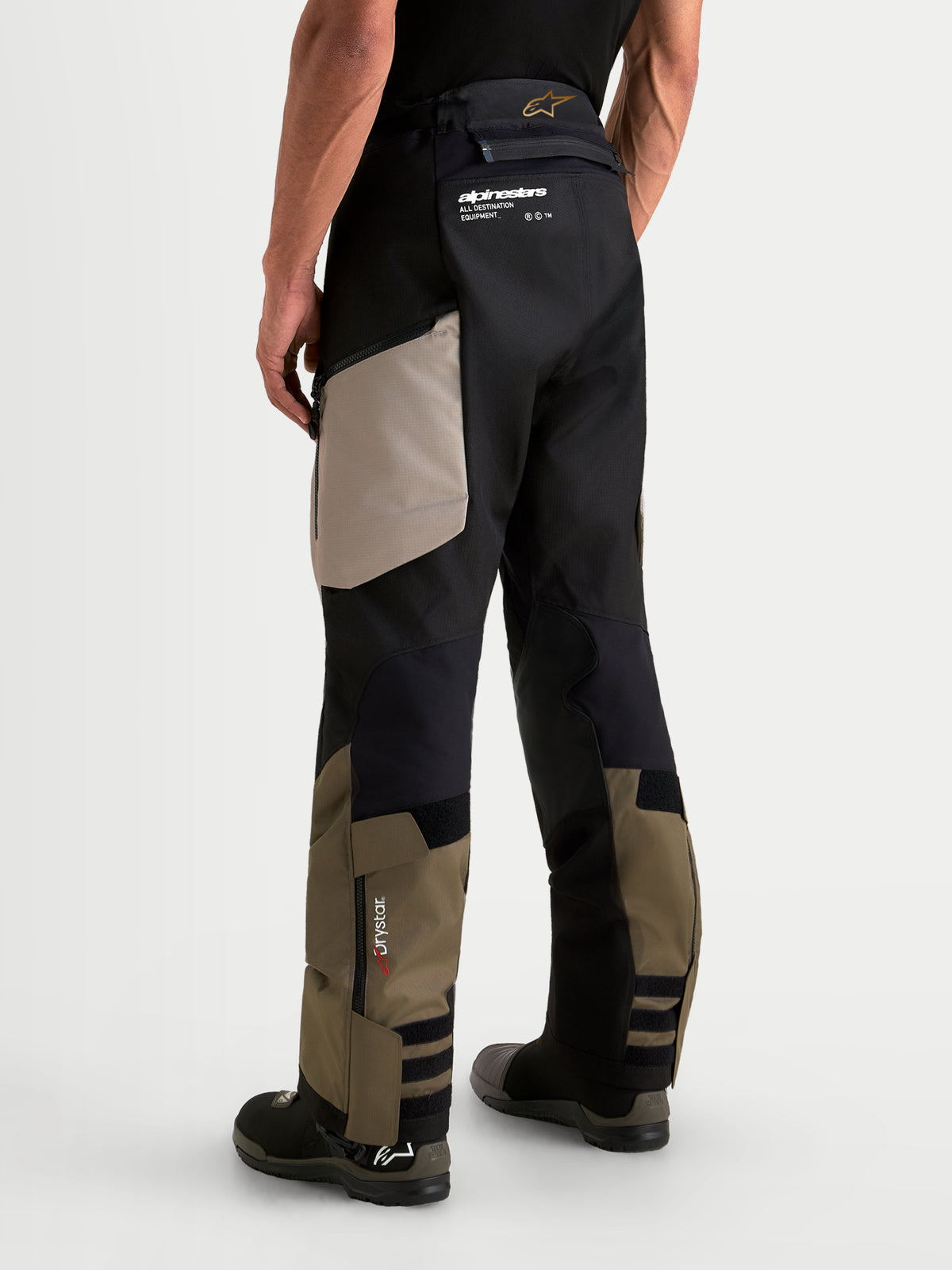 Alpinestars Harok V 2 Drystar Pantaloni, pantaloni da moto adventure da uomo in alluminio, marrone e nero, vista posteriore con struttura in ripstop resistente e dettagli Drystar