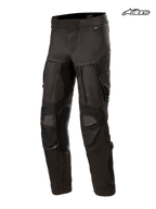 Alpinestars Pantaloni Halo Drystar, pantaloni da moto adventure da uomo, colore nero, vista frontale con struttura in tessuto impermeabile e pannelli di ventilazione sulle cosce