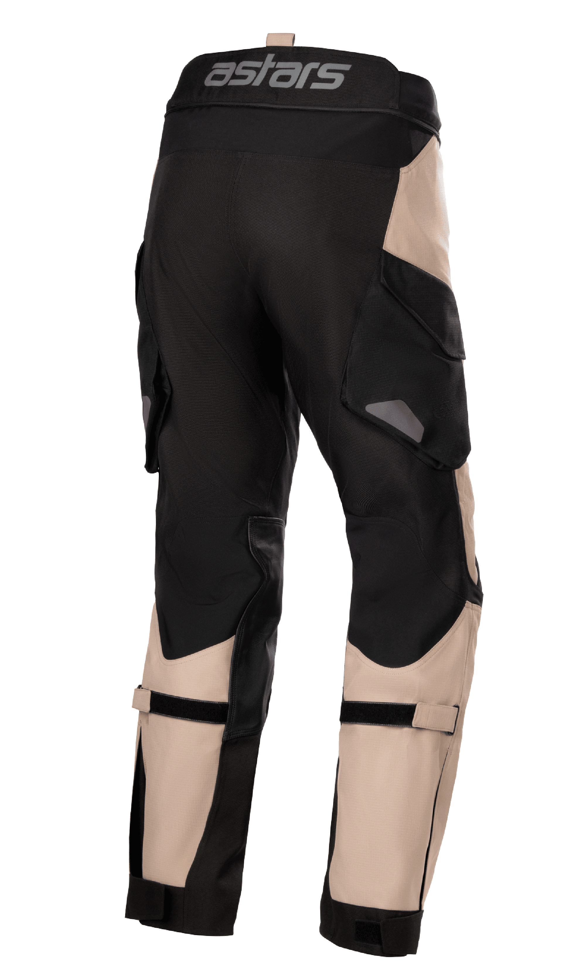 Pantaloni Alpinestars Halo Drystar®, pantaloni adventure touring, kaki scuro e nero, vista posteriore con marchio 'astars' sulla fascia in vita, ampie tasche cargo e cinghie regolabili sui polpacci, design in tessuto resistente per motociclismo multistagione