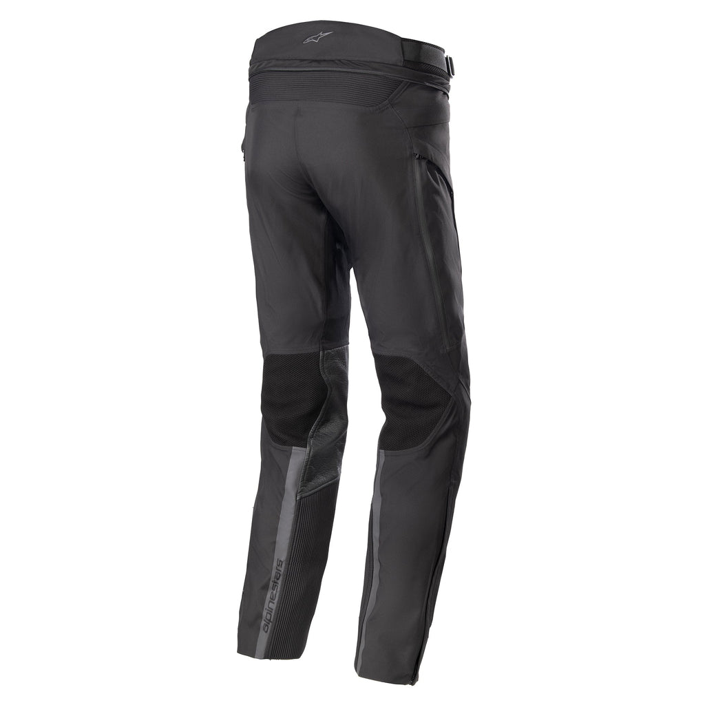 Alpinestars Pantaloni AMT-10 Drystar® XF, pantaloni da moto adventure touring da uomo, neri, impermeabili con zone in mesh RIDEKNIT®, vista posteriore con dettagli rifrangenti, certificati CE