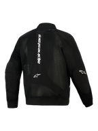 Giacca Alpinestars Flight Air, nera, vista posteriore, giacca da moto urbana in stile bomber con ampi pannelli in mesh 3D, marchio verticale bianco sulla schiena, loghi Astar sui gomiti, polsini e orlo in maglia a costine elasticizzata.