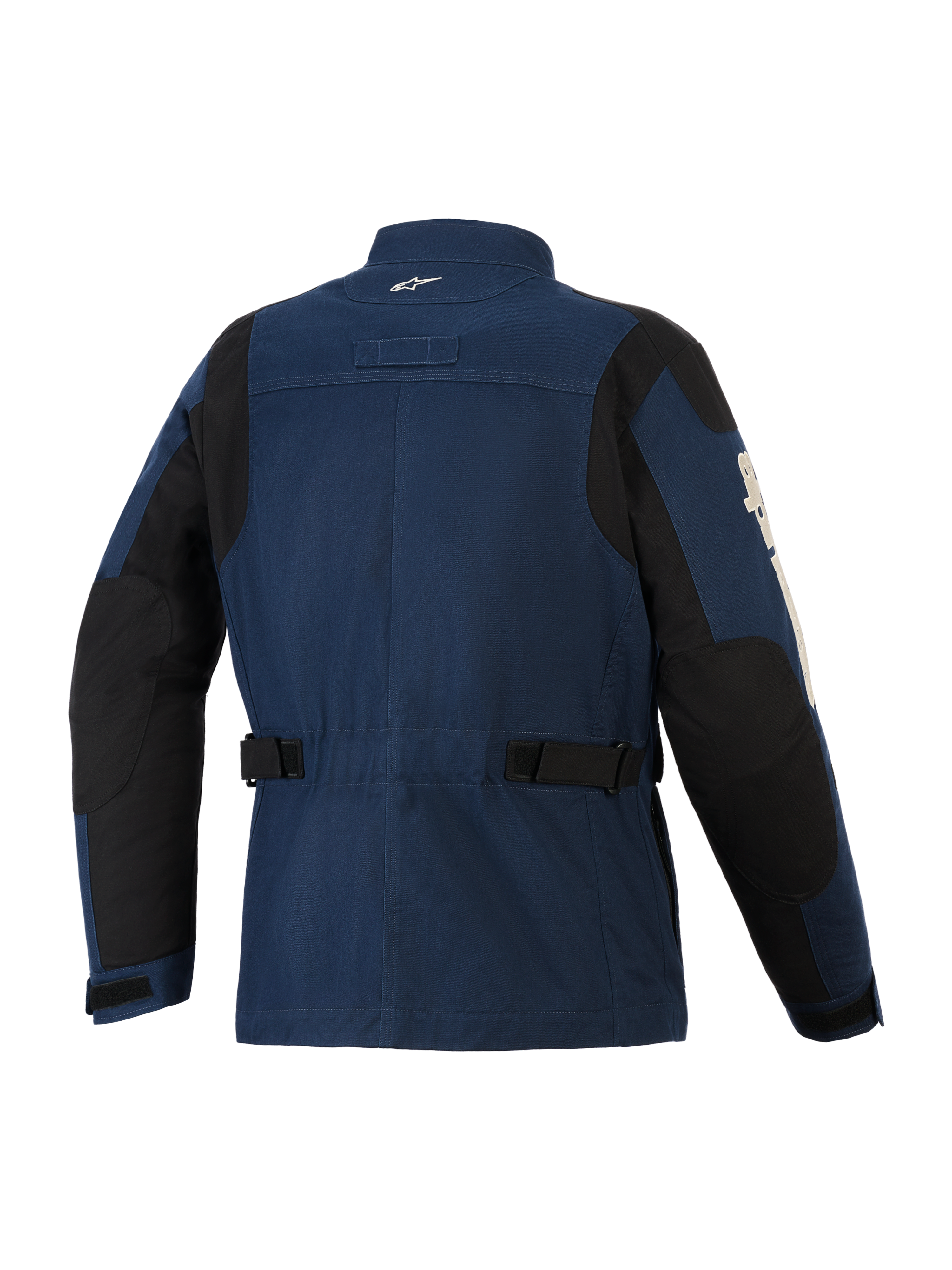 Giacca Alpinestars Dice, giacca da moto urban, blu scuro e nero, vista posteriore che mostra lo stile field jacket, cinturini regolabili in vita, pannelli di rinforzo neri su spalle e gomiti e un piccolo logo bianco sul colletto.