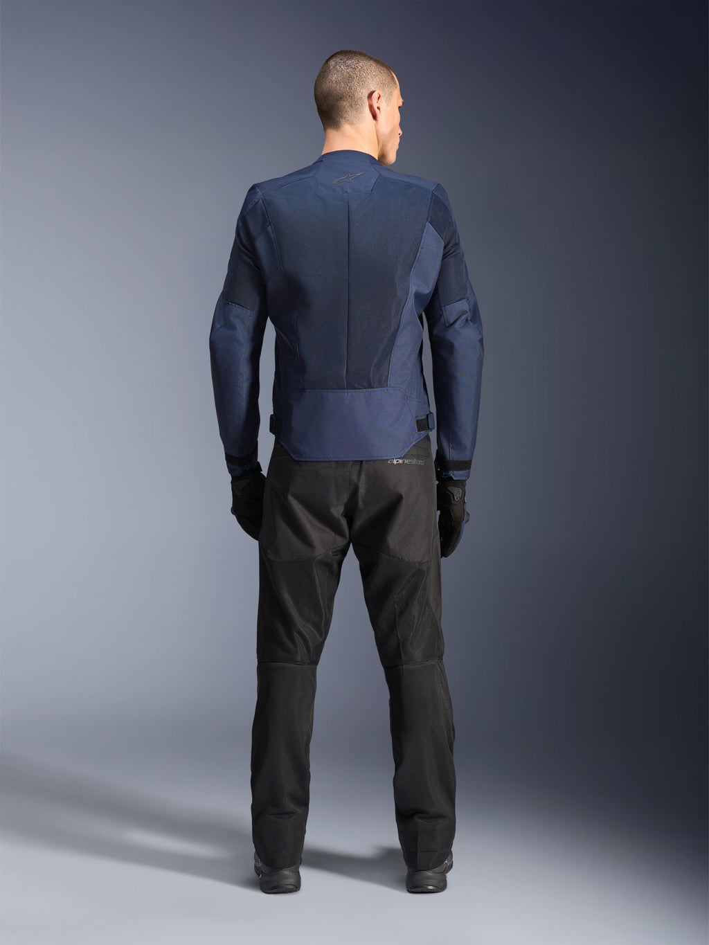 Alpinestars giacca C-1 Air, giacca da moto urban da uomo, blu, in tessuto con rete tecnica, vista posteriore, certificata CE