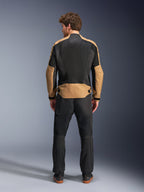 Alpinestars giacca C-1 Air, giacca da moto urban sabbia e nera con pannelli in rete ventilata, vista posteriore