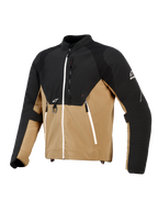 Alpinestars Provoke Jacket, giacca da moto urbana, nero e cammello, costruzione in tessuto tecnico con pannelli ripstop, con dettagli delle cerniere bianchi, anello a D in metallo frontale e loghi Alpinestars, design contemporaneo d'ispirazione outdoor