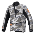Alpinestars Venture XT Jacket, giacca da moto adventure touring, Mojave Camo in tonalità di grigio e bianco con accenti arancione fluo, pannelli in tessuto nero sulle maniche, tasche con zip su petto e vita, colletto alto, robusta struttura in tessuto per avventure fuoristrada