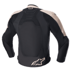Giacca Alpinestars SMX Air, giacca sportiva da moto, marrone chiaro e nero, vista posteriore con pannelli in rete tecnica ventilata, marchio Tech-Air Ready sulla parte superiore della schiena e logo Alpinestars sul bordo inferiore.