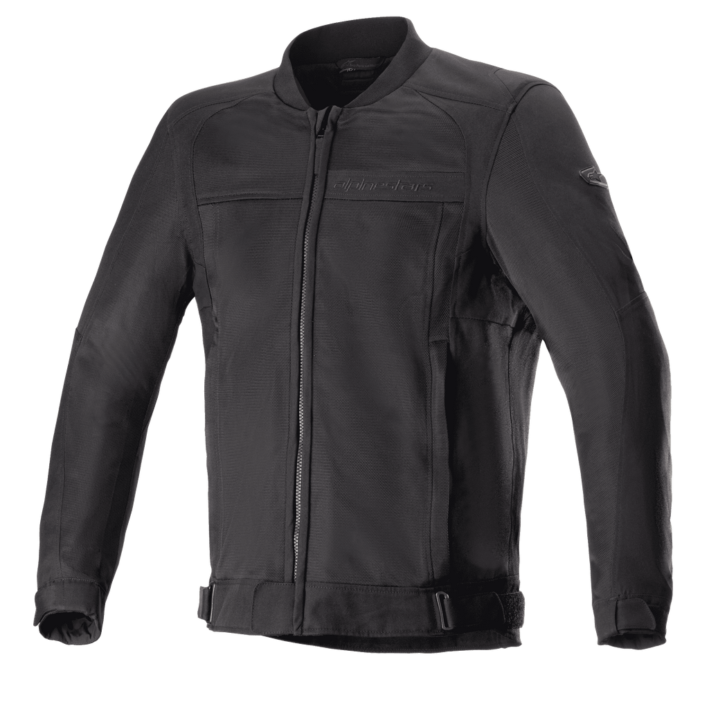 Alpinestars Luc V2 Air Jacket, giacca da moto nera, stile bomber con cerniera frontale e colletto a costine, cinghie regolabili in vita, pannelli in rete per la ventilazione, marchio discreto su petto e manica, tessuto tecnico resistente per la guida urbana