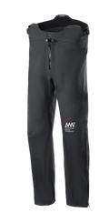 Alpinestars AMT Storm Gear Drystar XF Pant, pantaloni da moto touring neri, impermeabili e traspirabili, zip frontale, vita regolabile con taglio più alto sul retro, costruzione resistente con logo AMT rosso e bianco