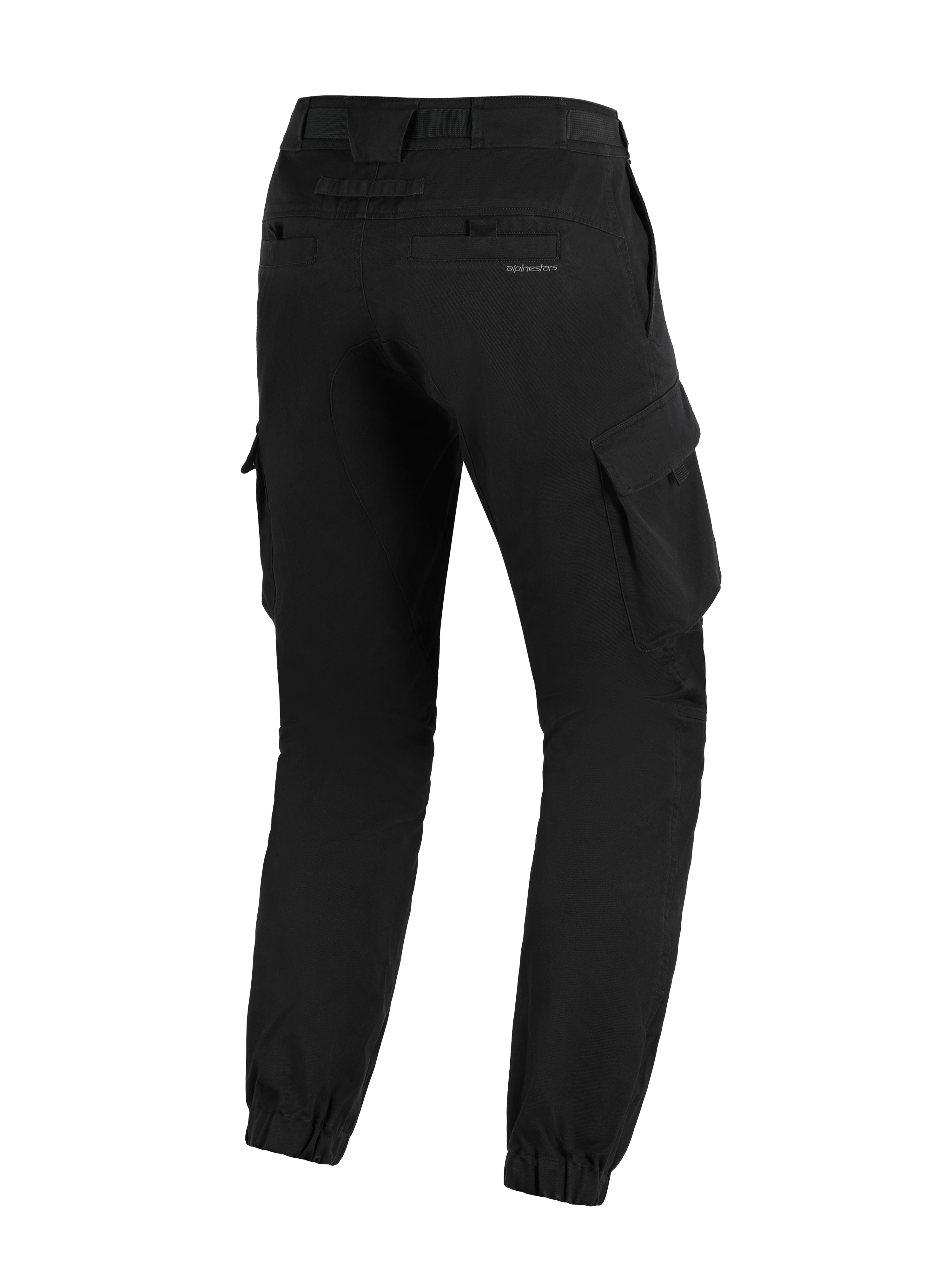 Alpinestars Pantaloni Cargo Flex-AST, nero, vista posteriore di tre quarti, pantaloni da moto urban con ampie tasche cargo laterali, orli elasticizzati e logo discreto sulla tasca posteriore.