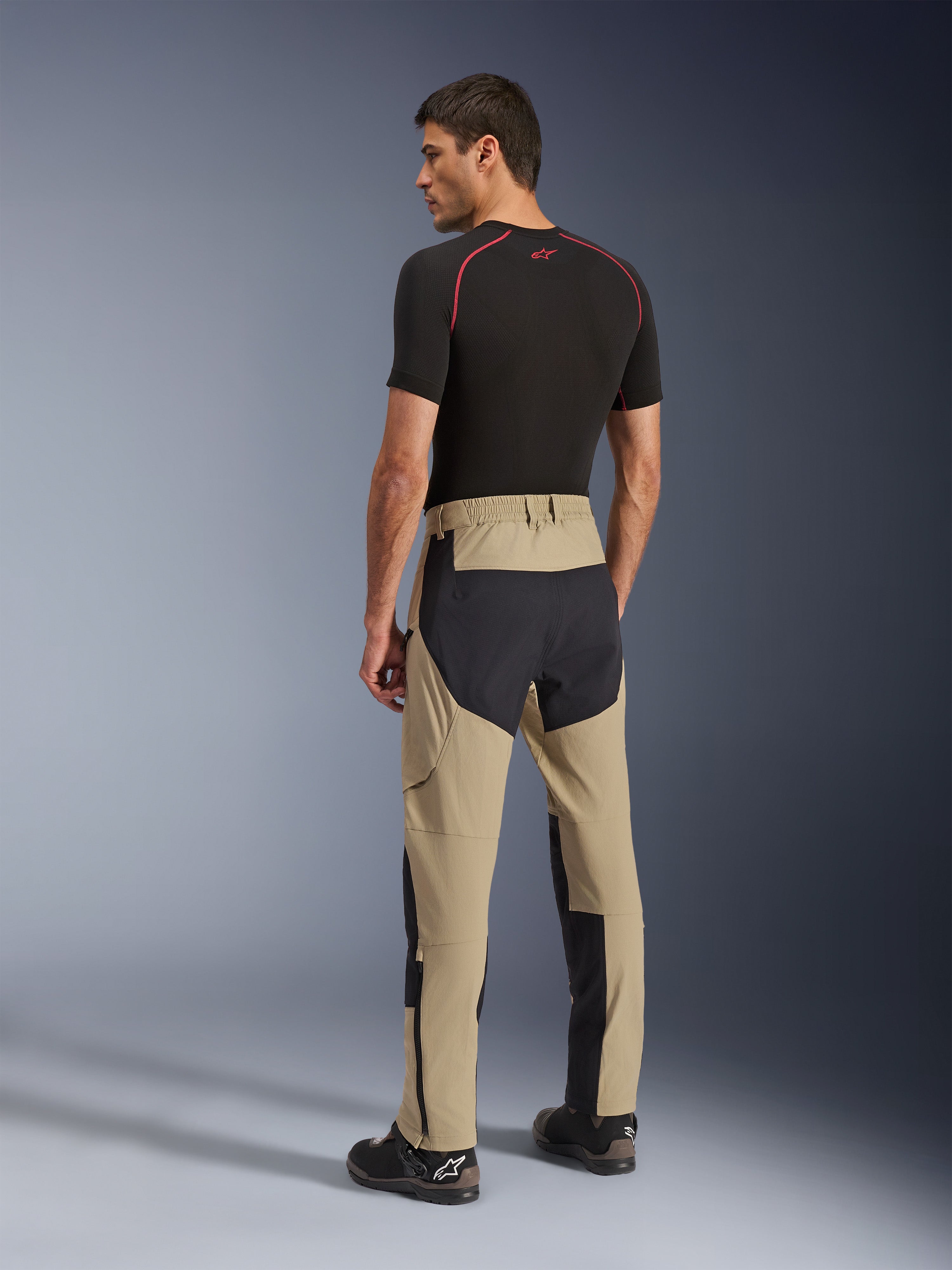 Pantaloni Flex-AST Explorer