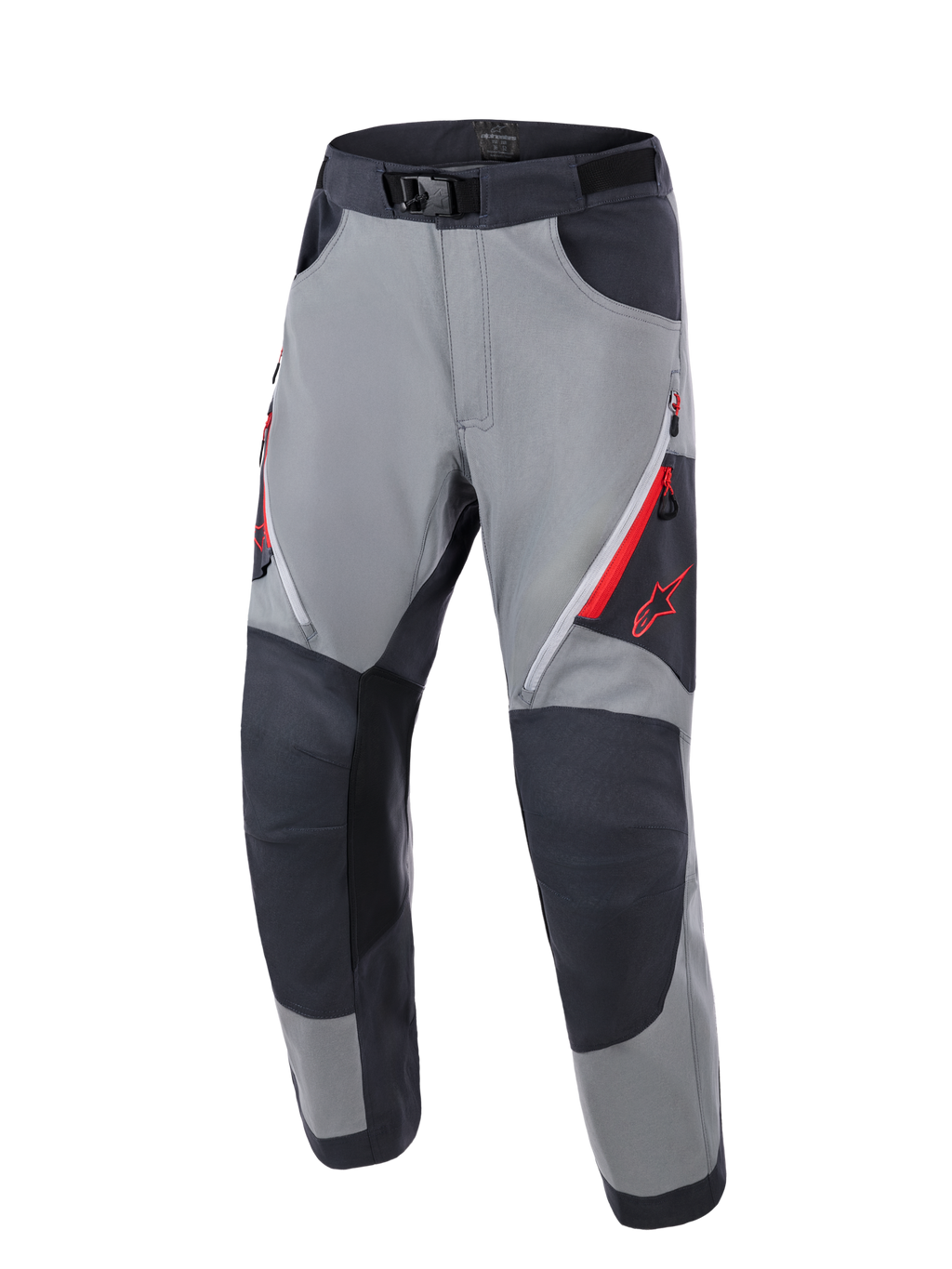 Alpinestars Maxdura Dual Pants, pantaloni da moto adventure, grigio scuro e grigio intenso, con pannelli rinforzati sulle ginocchia in grigio scuro, prese d'aria con cerniera rossa sulle cosce, logo Astars rosso sulla coscia e cintura regolabile con fibbia magnetica, progettati per il dual-sport