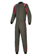 Alpinestars Tuta GP Race V3 FIA, tuta da corsa auto, antracite con accenti rossi, spalline rosse, strisce rosse su maniche e gambe, polsini a coste neri e vita con cintura regolabile, abbigliamento professionale per motorsport