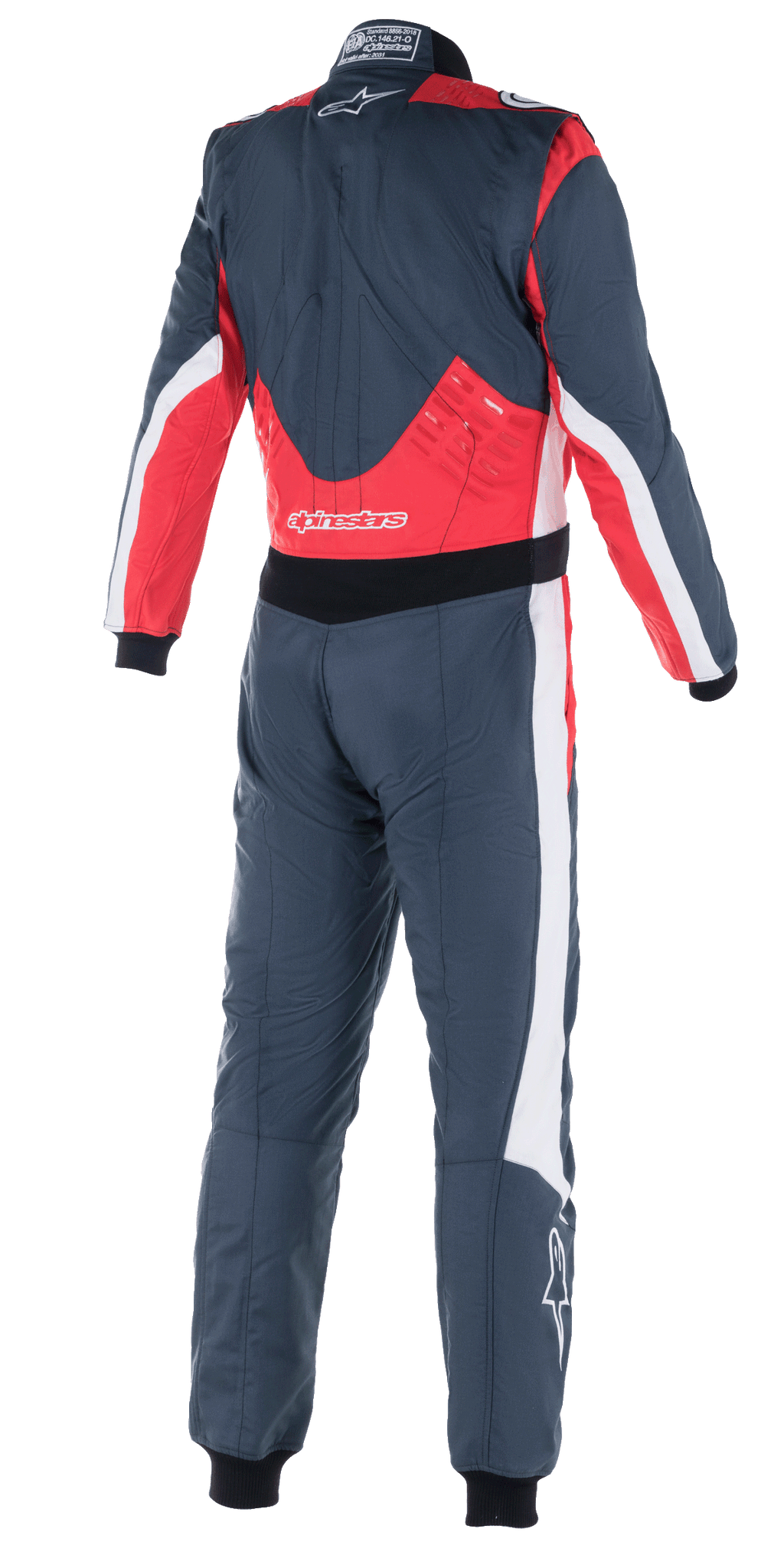 Tuta Alpinestars GP Pro Comp V2 FIA, tuta da auto racing, asfalto rosso e bianco, vista posteriore con pannelli rossi sulla parte inferiore della schiena e sulle spalle, dettagli bianchi sui lati e logo Alpinestars