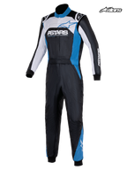 Alpinestars Tuta Atom Graphic 4 - FIA, tuta da auto da uomo in nero, argento e blu, vista frontale che mostra la costruzione a due strati aramidica e la certificazione FIA 8856-2018