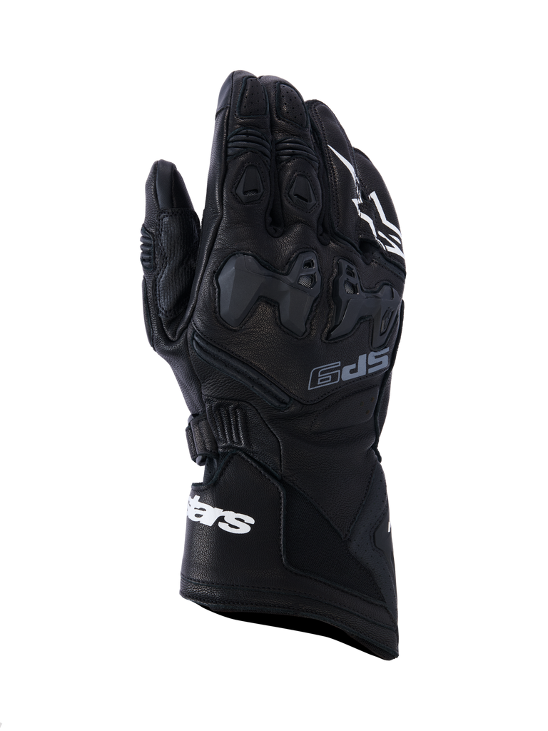 Guanti Alpinestars SP-9, guanti da moto racing neri, pelle pieno fiore con protezione nocche in TPU SP-R, polsino lungo con logo Alpinestars bianco, dettagli traforati e design sportivo ergonomico
