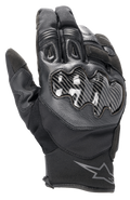 Guanti Alpinestars SMX-1 Drystar®, guanti da moto neri, caratterizzati da protezione per le nocche effetto carbonio, costruzione in pelle e tessuto, polsino corto con logo Alpinestars sul polso