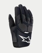 Alpinestars Youth 2024 Thermo Shielder Gloves, guanti da motocross neri, vista del dorso che mostra la costruzione in neoprene, motivi protettivi grigi laminati al laser, logo Alpinestars bianco e marchio ASTARS, isolati per la guida off-road in condizioni di clima fresco
