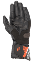 Guanto in pelle Alpinestars SP-8 V3, guanto da moto, nero e rosso fluo, vista del palmo con pannelli di rinforzo per il grip, pollice in pelle traforata e polsino regolabile con dettagli arancioni e scritta "ONE GOAL ONE VISION"