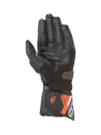 Alpinestars guanti SP-8 V3, guanti da moto da uomo in pelle, neri e rossi fluo, vista del palmo con inserti grip e chiusura del polsino a strappo.