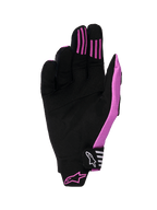 Alpinestars 2026 Techstar Gloves, guanti da motocross, nero e viola, vista del palmo con costruzione in pelle scamosciata sintetica, strisce grip in silicone sulle dita e chiusura a strappo in Velcro sagomata con logo.
