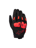 Alpinestars SP X 7, guanti da moto sportivi a polsino corto, nero e rosso fluo, con struttura in pelle traforata, protezioni per le nocche in TPU a doppia densità, slider per le dita in TPR e design compatto del polsino