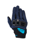 Guanti Alpinestars Chrome V2, guanti da moto, blu scuro e nero, con protezione nocche rigida in TPU, logo Alpinestars ciano brillante sul polso, abbigliamento urbano a polsino corto