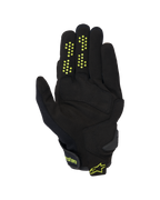 Guanti Alpinestars Chrome V2, guanti da moto a polsino corto, nero con dettagli giallo neon, vista del palmo in pelle scamosciata sintetica, punti di presa in silicone sulle dita e chiusura del polsino a strappo con logo Alpinestars